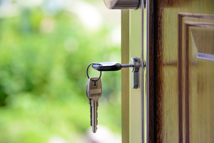 A2B Locks are able to provide local locksmiths in Upper Shirley to repair your broken locks. 
